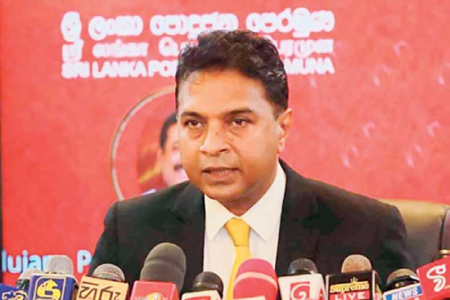 ඇමැති මාරුව ගැන පොහොට්ටුව කනස්සල්ලෙන් – ජනපතිගේ වැරදි තීරණයක්