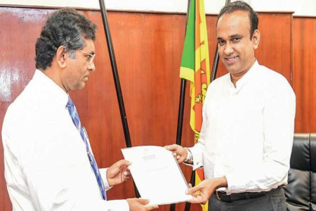 ඖෂධ නියාමන අධිකාරියේ නව සභාපති වෛද්‍ය ආනන්ද විජේවික්‍රම