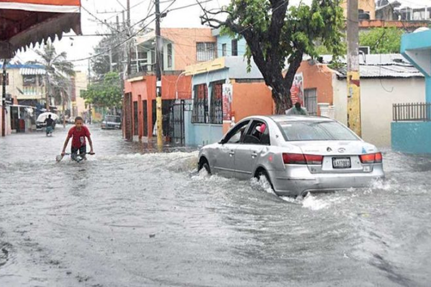 ඩොමිනිකන් රාජ්‍යයේ ජල ගැලීම්වලින් 21ක් මරුට