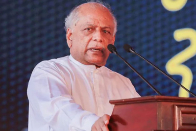 සංශෝධන ගේන තුරු පරාටේ නීතිය අත්හිටුවනවා