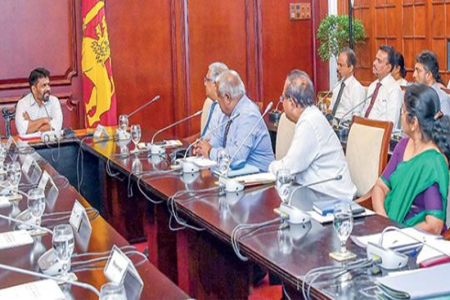 ග්‍රාමීය සංවර්ධන ව්‍යාපෘතිවල ප්‍රධාන ඉලක්කය ග්‍රාමීය දිළිඳුකම පිටුදැකීම විය යුතුයි – ජනපති අනුර කුමාර දිසානායක කියයි